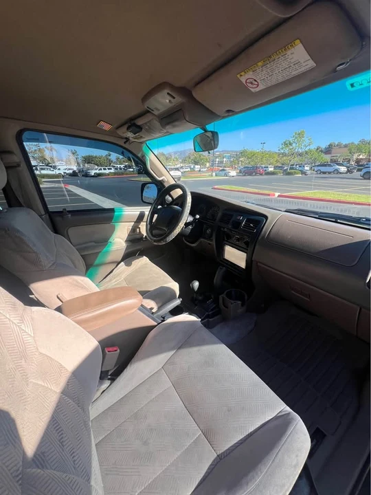 2001 Toyota 4Runner 3rd Gen - Image 9 of 13
