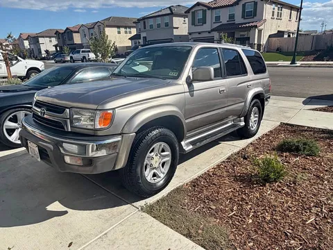 2001 Toyota 4Runner SR5 Sport Utility 4D
