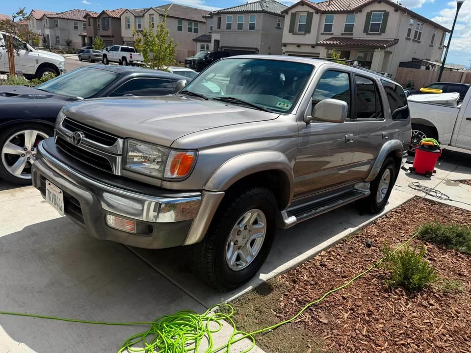 2001 Toyota 4Runner 3rd Gen - Image 3 of 13