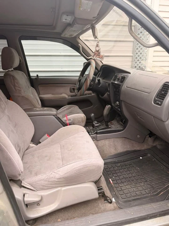 2001 Toyota 4Runner 3rd Gen - Image 3 of 7