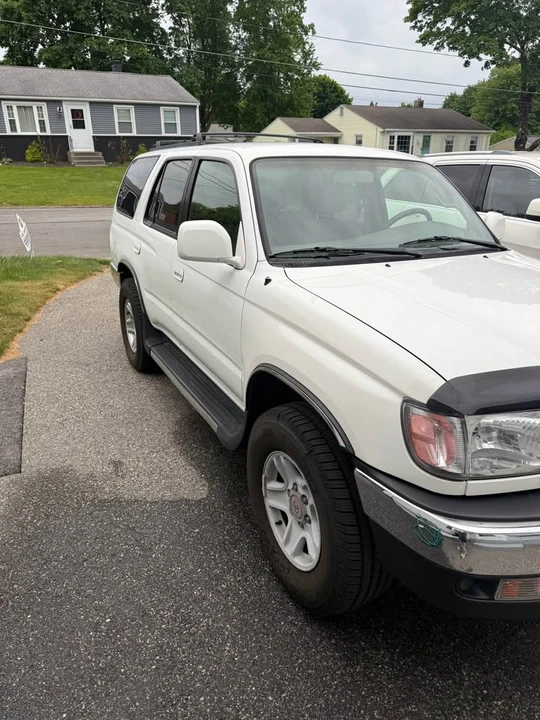 2001 Toyota 4Runner 3rd Gen - Image 3 of 12