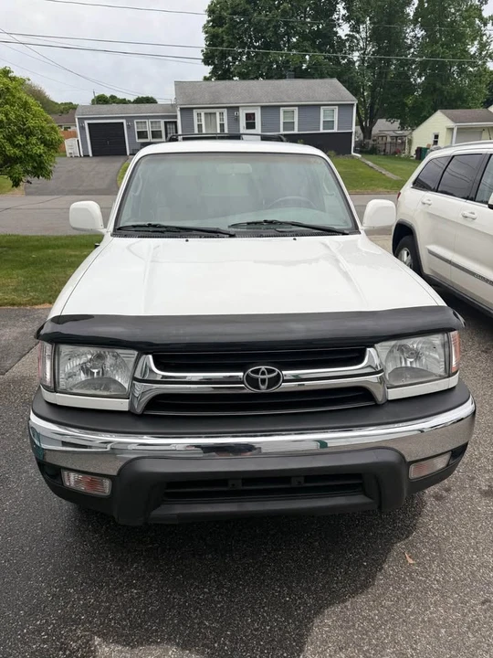 2001 Toyota 4Runner 3rd Gen - Image 2 of 12
