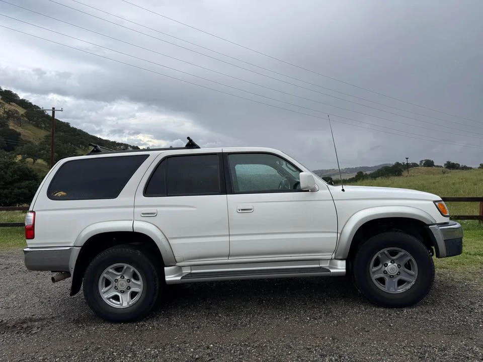 2001 Toyota 4Runner 3rd Gen - Image 5 of 16