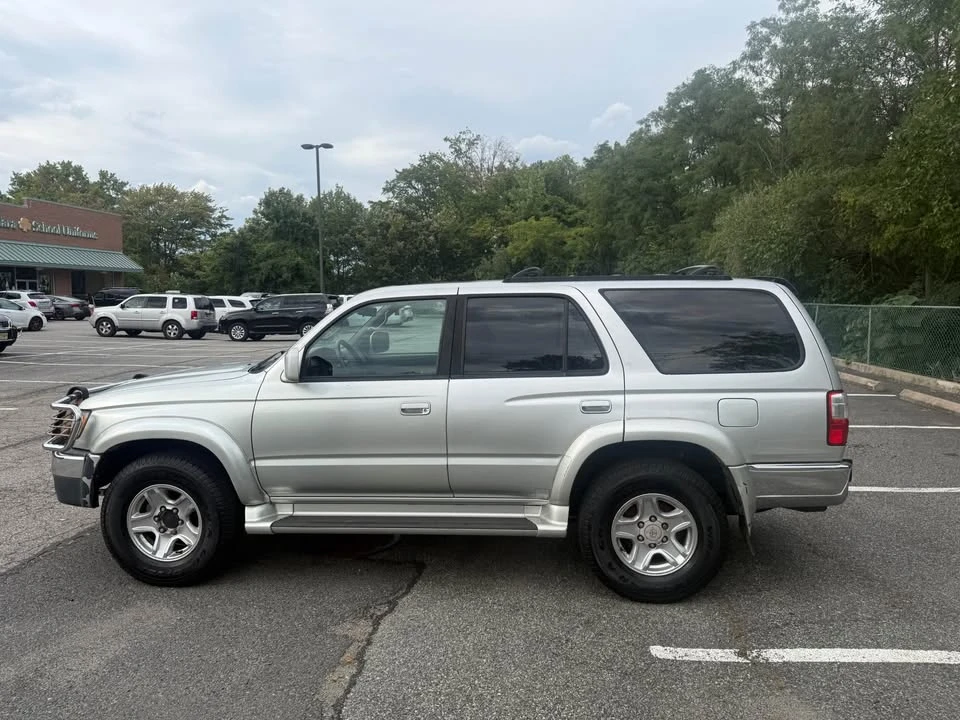 2001 Toyota 4Runner 3rd Gen - Image 9 of 20