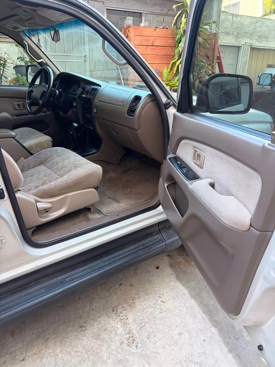 2001 Toyota 4Runner 3rd Gen - Image 6 of 10