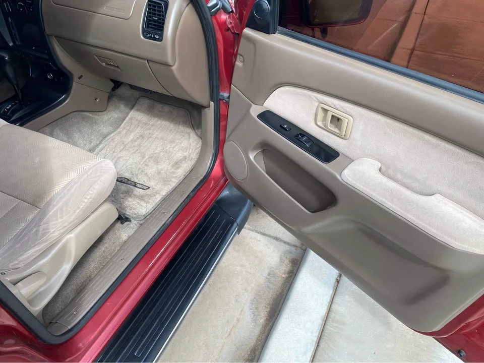 2001 Toyota 4Runner 3rd Gen - Image 11 of 14