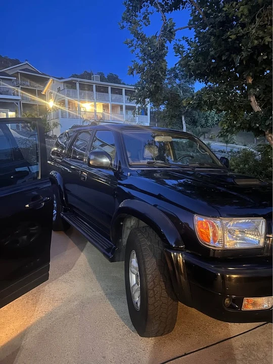 2001 Toyota 4Runner 3rd Gen - Image 4 of 12