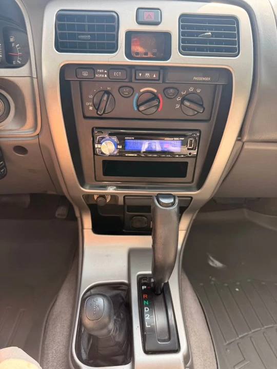 2001 Toyota 4Runner 3rd Gen - Image 16 of 17
