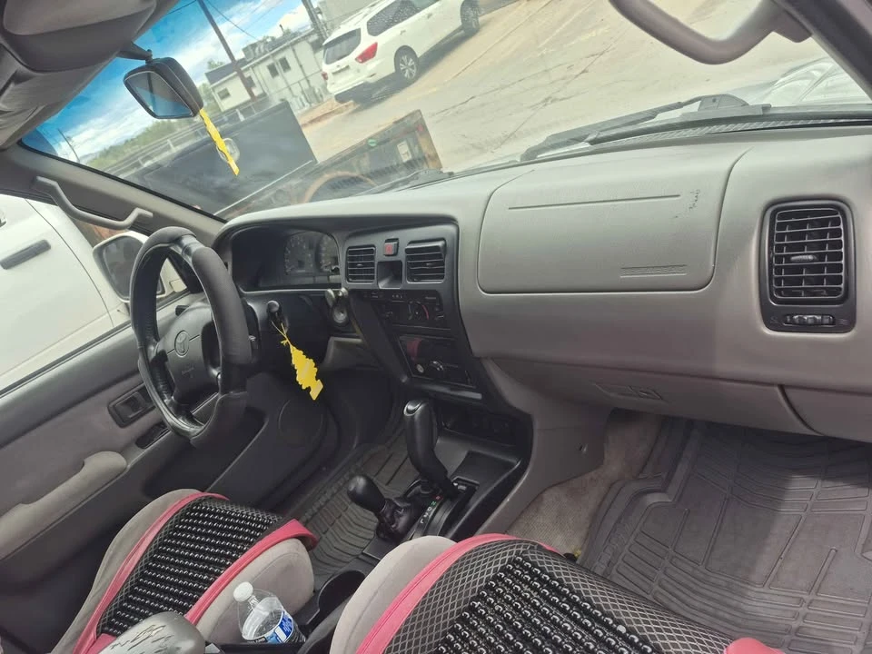 2001 Toyota 4Runner 3rd Gen - Image 7 of 10