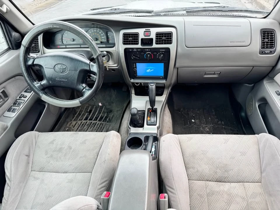 2001 Toyota 4Runner 3rd Gen - Image 7 of 13