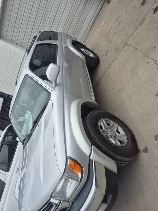 2001 Toyota 4Runner 3rd Gen - Image 3 of 10