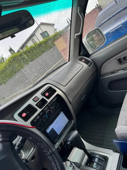 2001 Toyota 4Runner 3rd Gen - Image 11 of 15