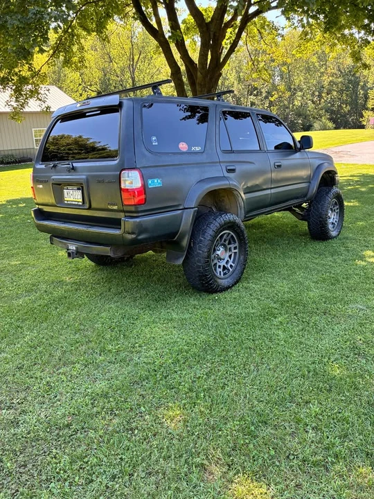 2001 Toyota 4Runner 3rd Gen - Image 3 of 20