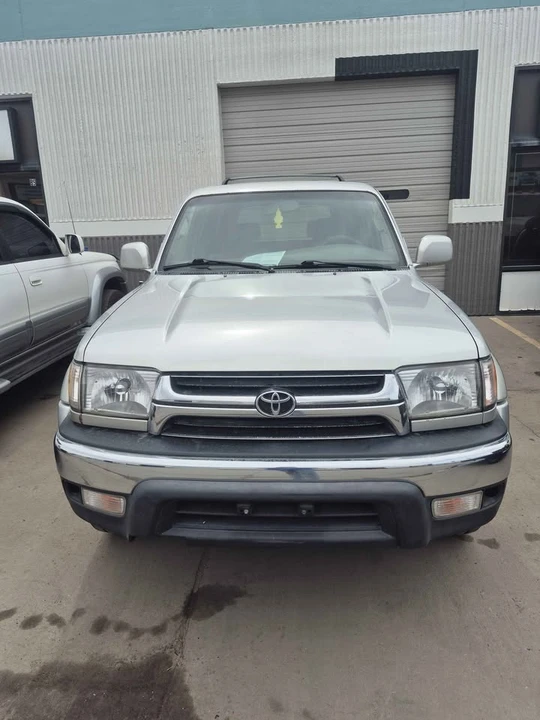 2001 Toyota 4Runner 3rd Gen - Image 4 of 10