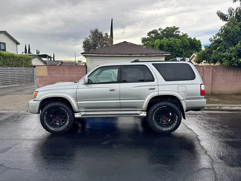 2001 Toyota 4Runner SR5 Sport Utility 4D