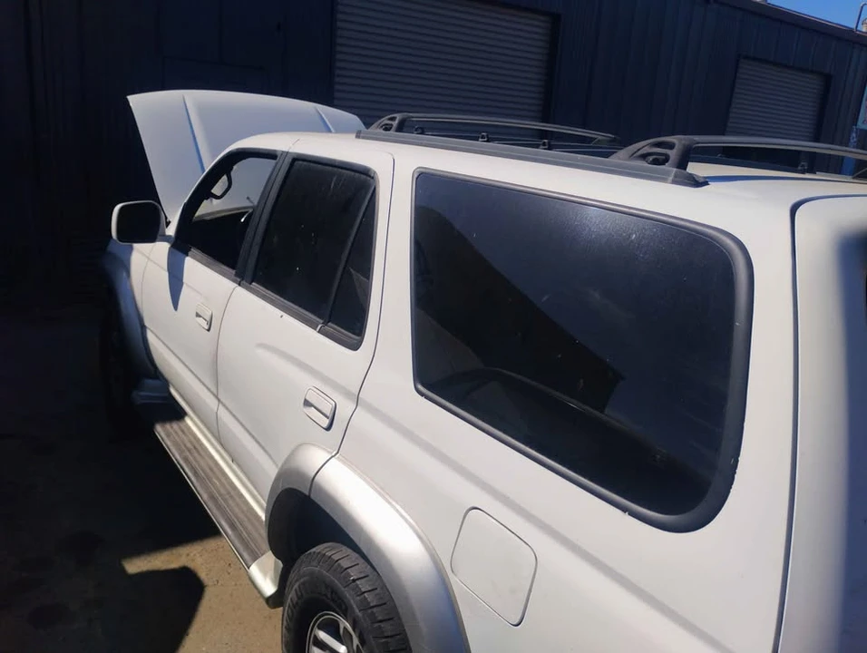2001 Toyota 4Runner 3rd Gen - Image 2 of 7