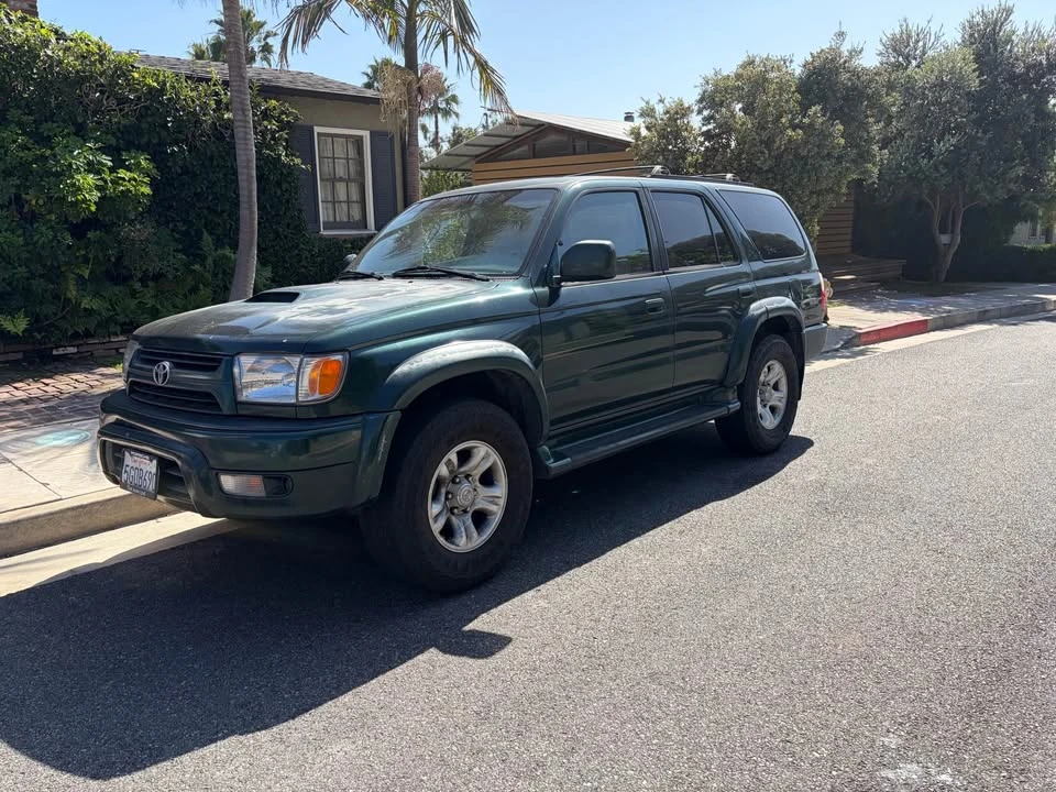 2001 Toyota 4Runner 3rd Gen - Image 2 of 12