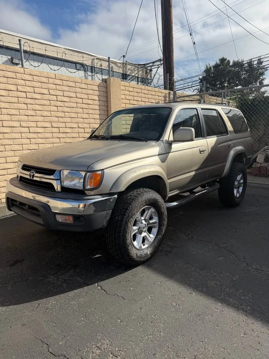 2001 Toyota 4Runner 3rd Gen - Image 2 of 3