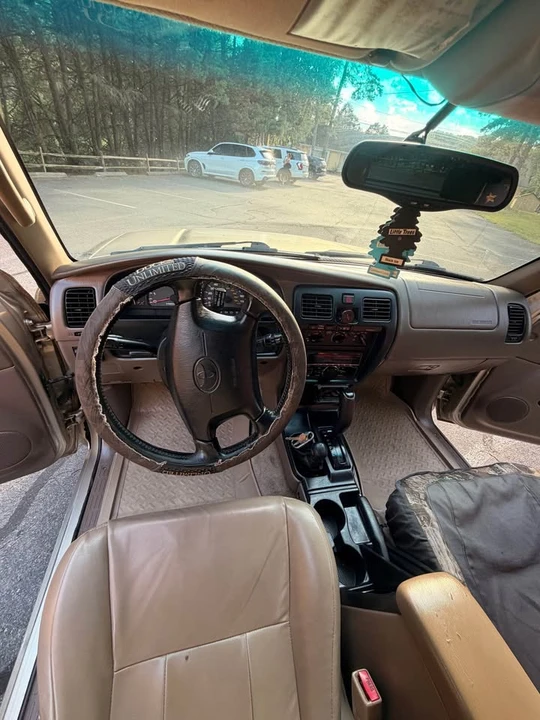 2001 Toyota 4Runner 3rd Gen - Image 11 of 16