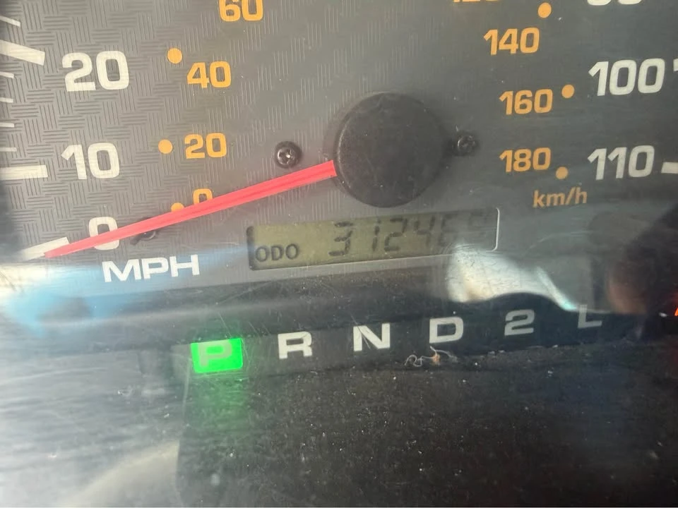 2001 Toyota 4Runner 3rd Gen - Image 9 of 9