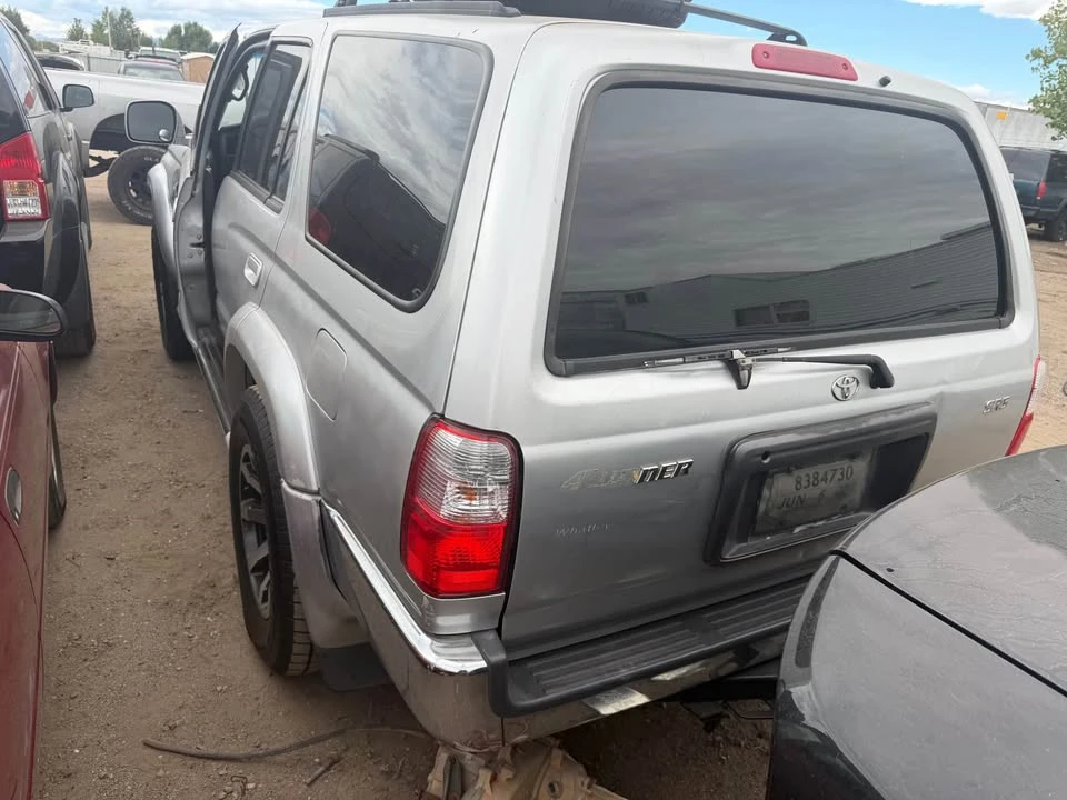 2001 Toyota 4Runner 3rd Gen - Image 5 of 9