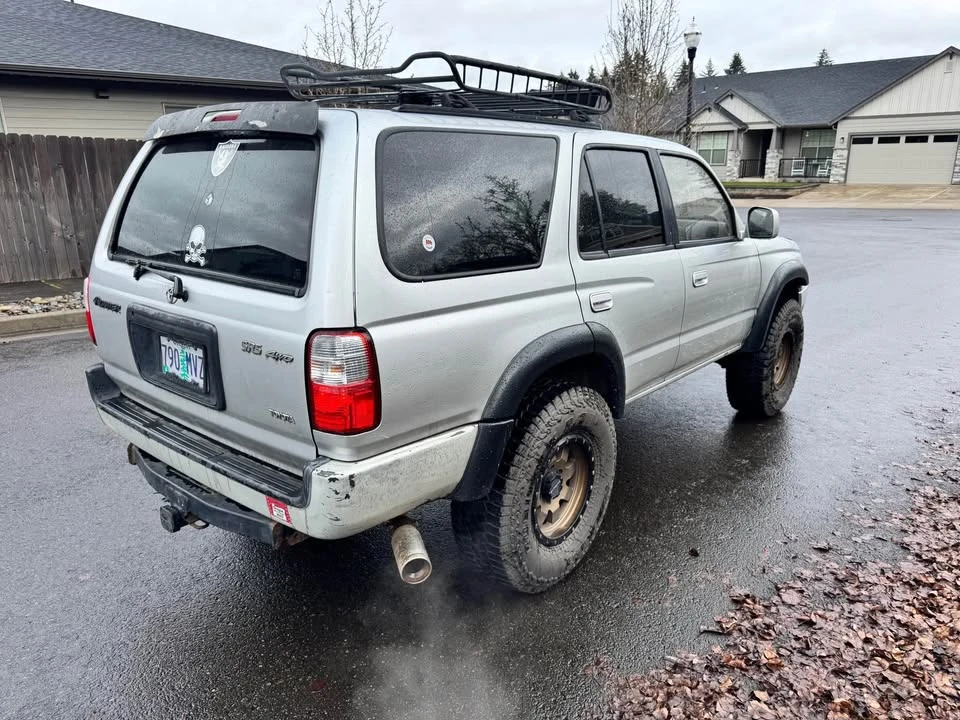 2001 Toyota 4Runner 3rd Gen - Image 4 of 13