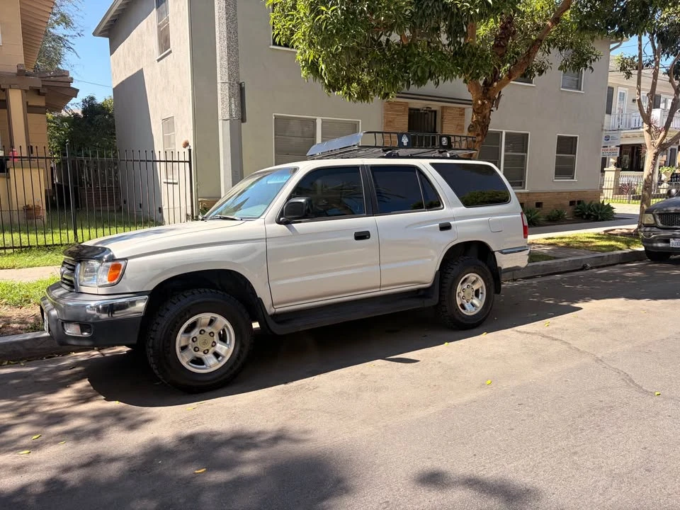 2001 Toyota 4Runner 3rd Gen - Image 4 of 10