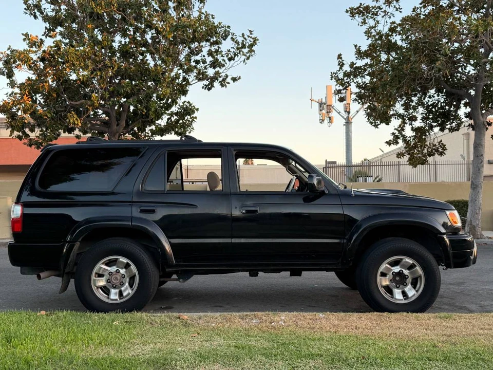 2003 Toyota 4Runner 4th Gen - Image 5 of 9
