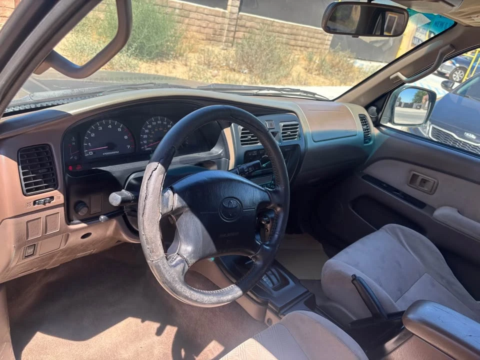 2001 Toyota 4Runner 3rd Gen - Image 5 of 12