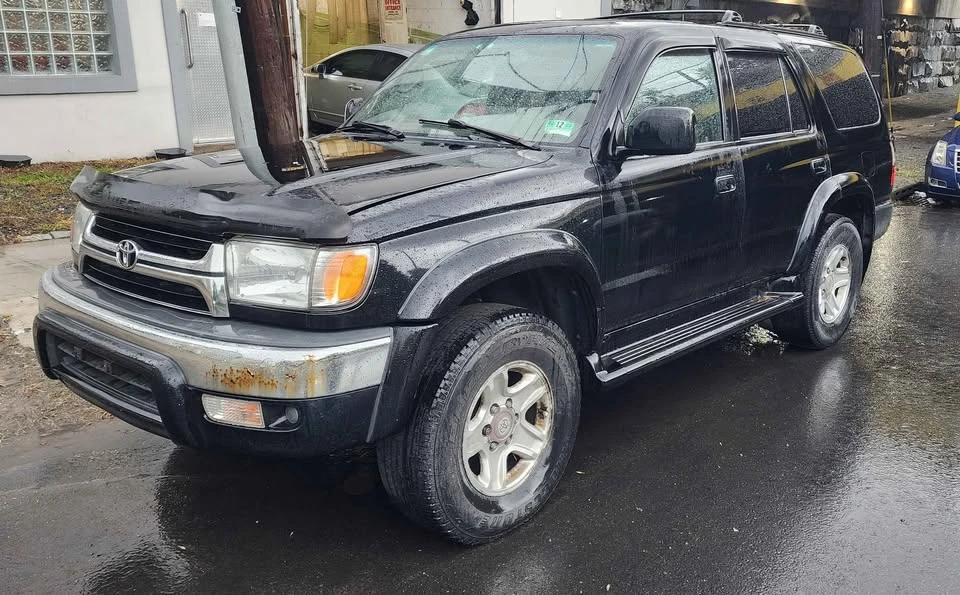 2001 Toyota 4Runner 3rd Gen - Image 4 of 10