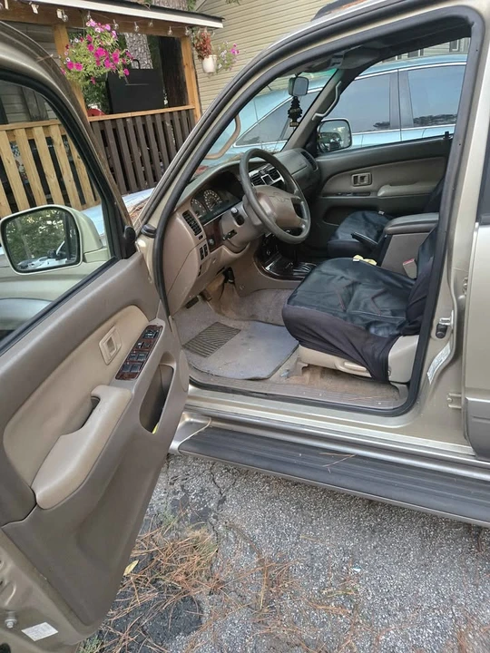 2001 Toyota 4Runner 3rd Gen - Image 5 of 10