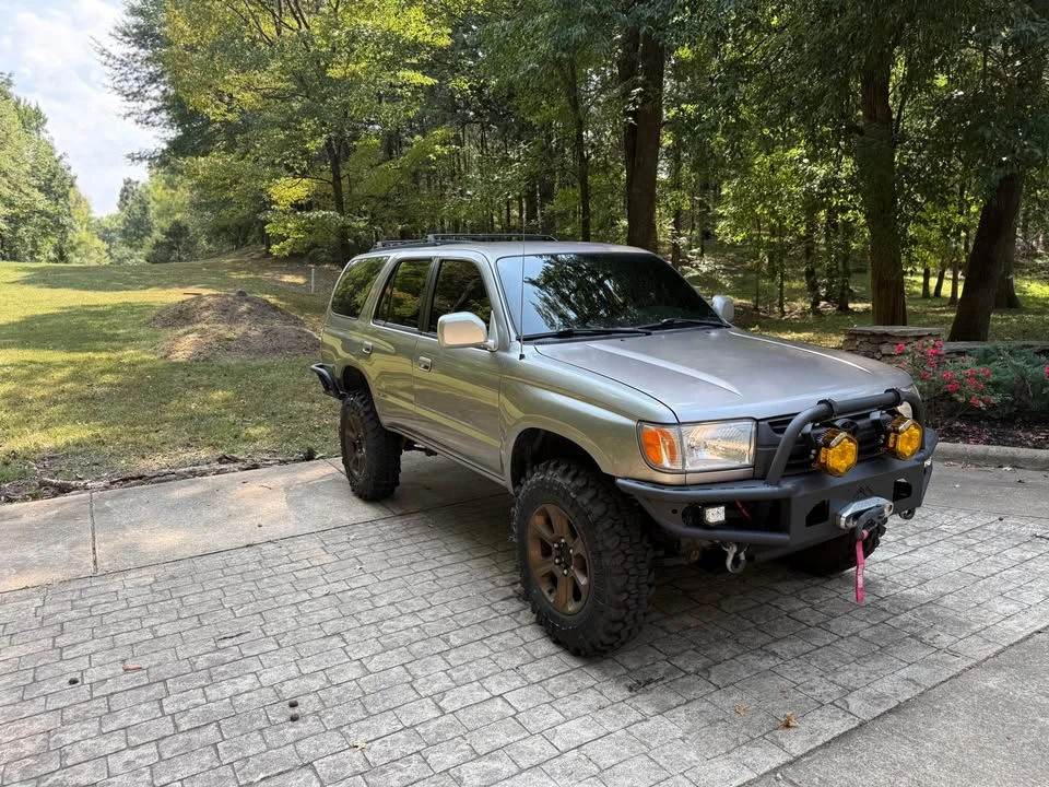 2001 Toyota 4Runner 3rd Gen - Image 2 of 16