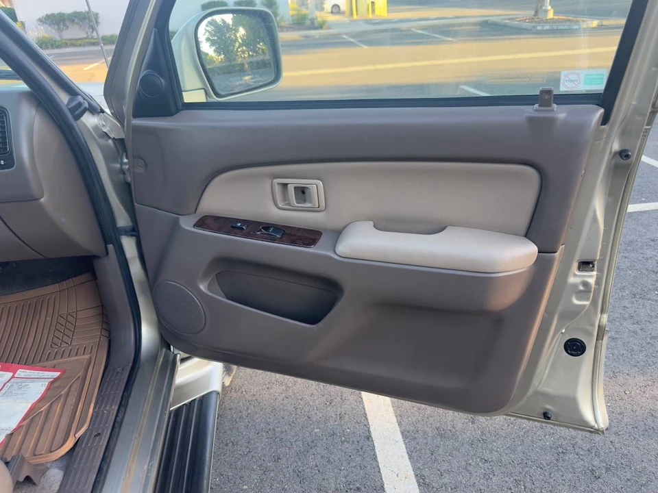 2001 Toyota 4Runner 3rd Gen - Image 8 of 22