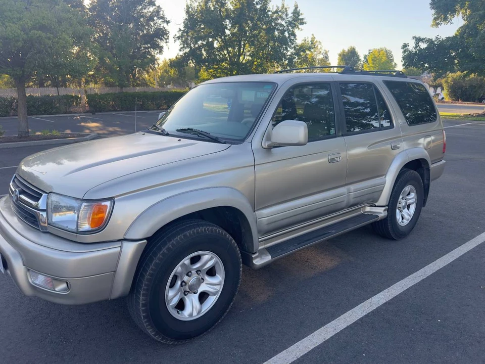 2001 Toyota 4Runner 3rd Gen - Image 3 of 22