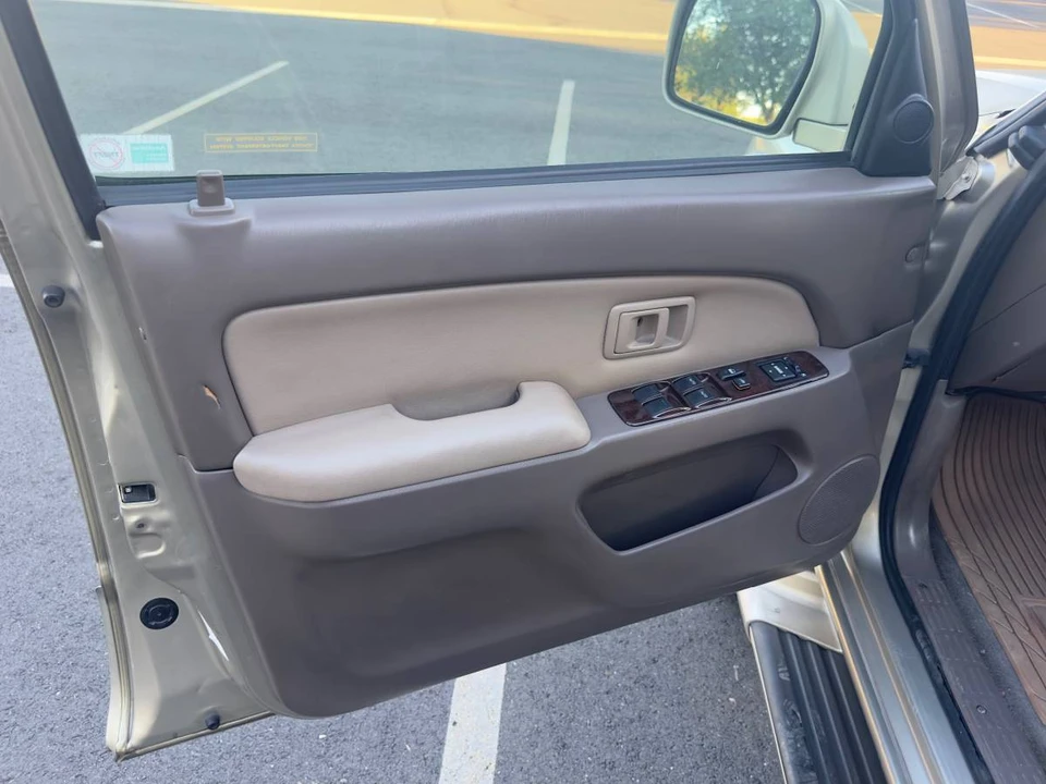 2001 Toyota 4Runner 3rd Gen - Image 11 of 22