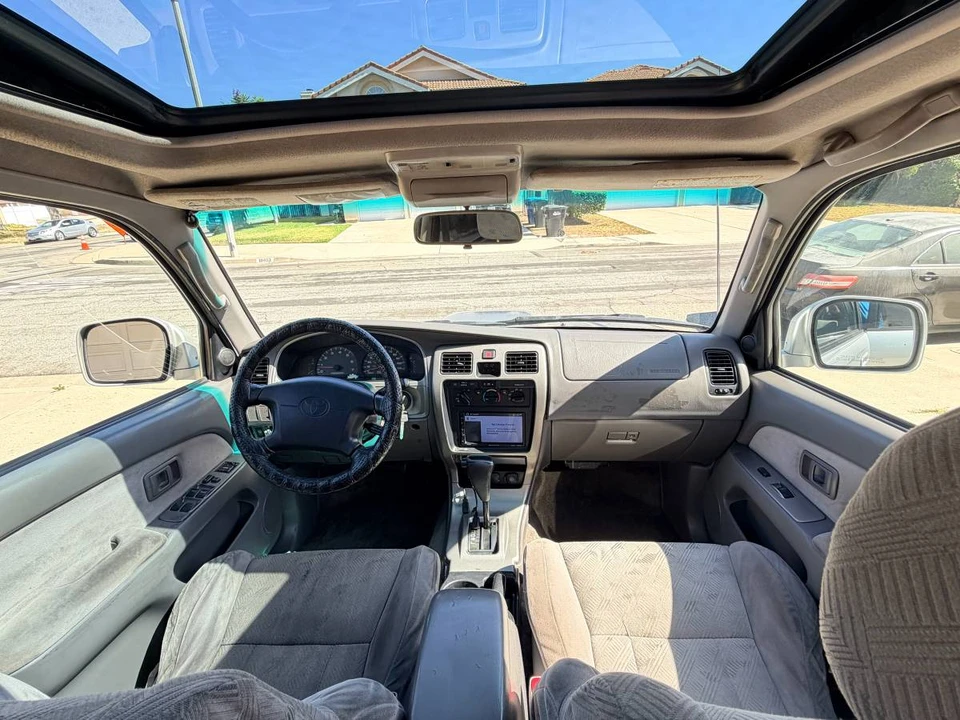 2001 Toyota 4Runner 3rd Gen - Image 15 of 18