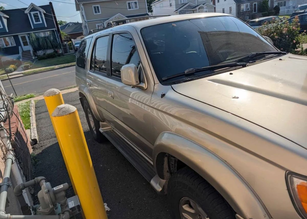 2001 Toyota 4Runner 3rd Gen - Image 3 of 18