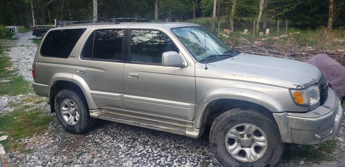 2001 Toyota 4Runner 3rd Gen - Image 2 of 2