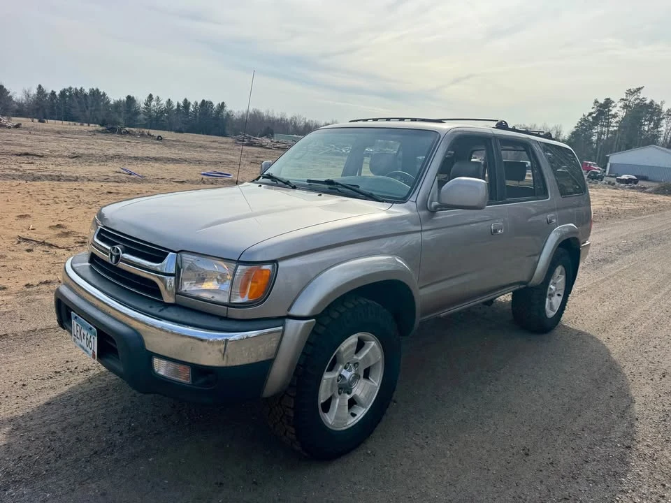 2001 Toyota 4Runner 3rd Gen - Image 2 of 18