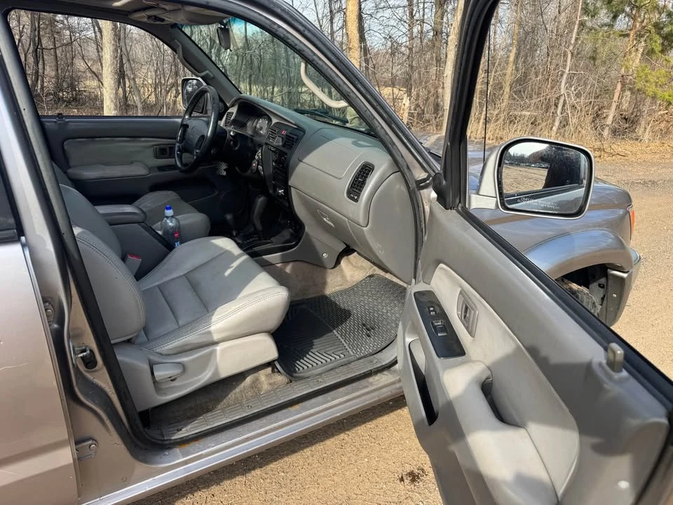 2001 Toyota 4Runner 3rd Gen - Image 9 of 18