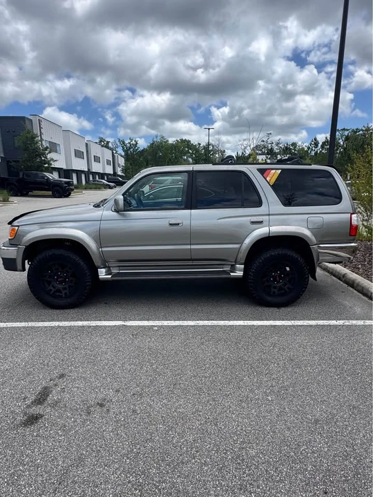 2001 Toyota 4Runner 3rd Gen - Image 4 of 17
