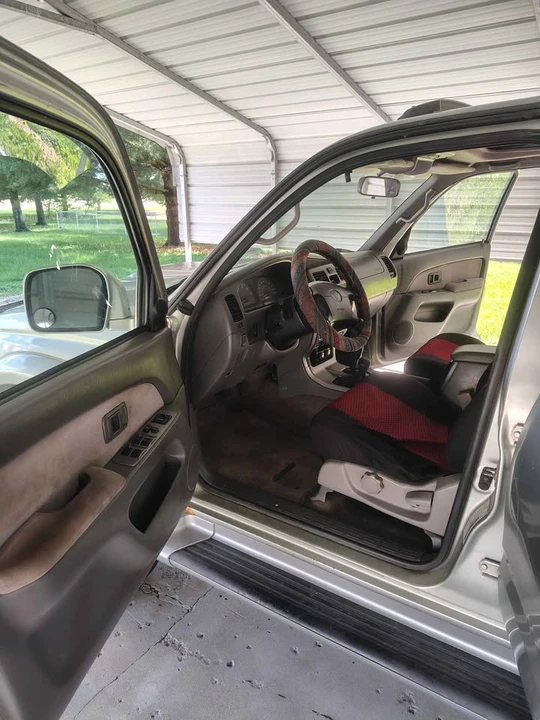 2001 Toyota 4Runner 3rd Gen - Image 3 of 12