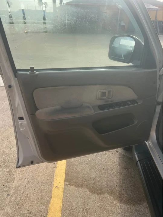 2001 Toyota 4Runner 3rd Gen - Image 11 of 13