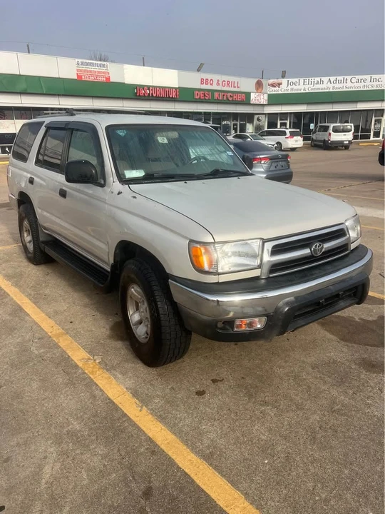 2001 Toyota 4Runner 3rd Gen - Image 4 of 13