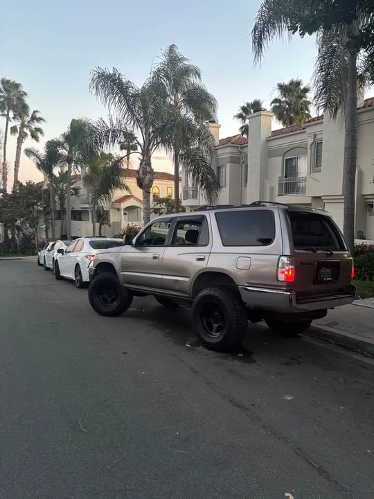 2001 Toyota 4Runner 3rd Gen - Image 3 of 9