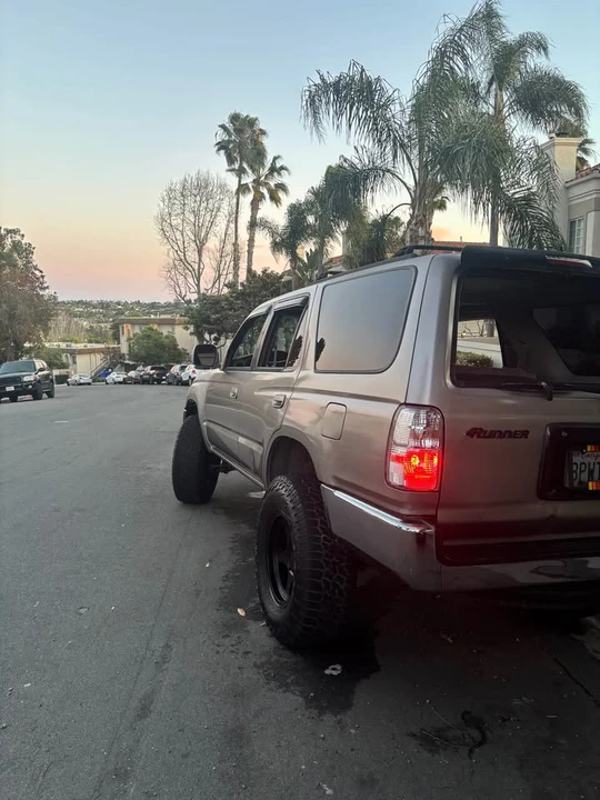 2001 Toyota 4Runner 3rd Gen - Image 6 of 9