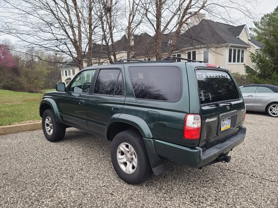 2001 Toyota 4Runner 3rd Gen - Image 2 of 20