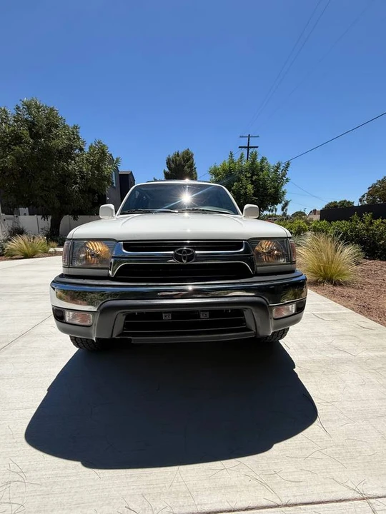 2001 Toyota 4Runner 3rd Gen - Image 3 of 10