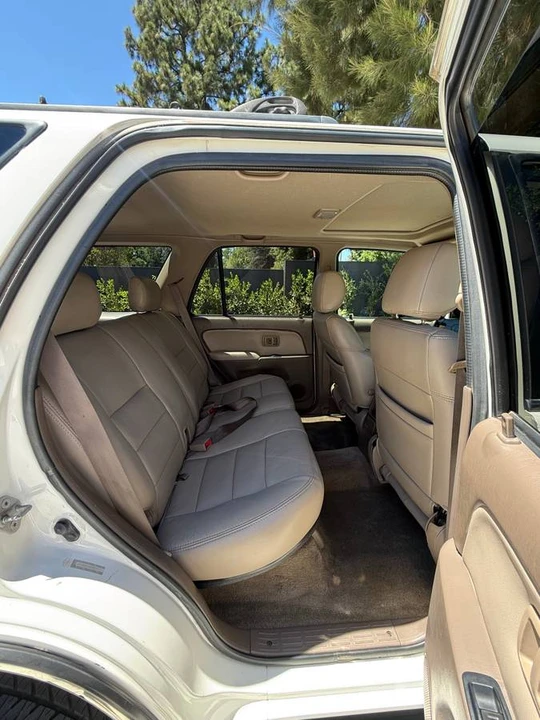 2001 Toyota 4Runner 3rd Gen - Image 7 of 10
