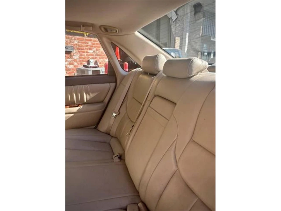 2001 Toyota Avalon 2nd Gen - Image 6 of 12